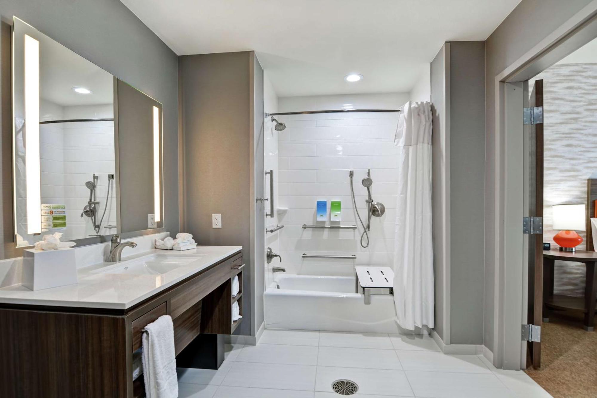 Home2 Suites By Hilton Bedford Dfw West Luaran gambar